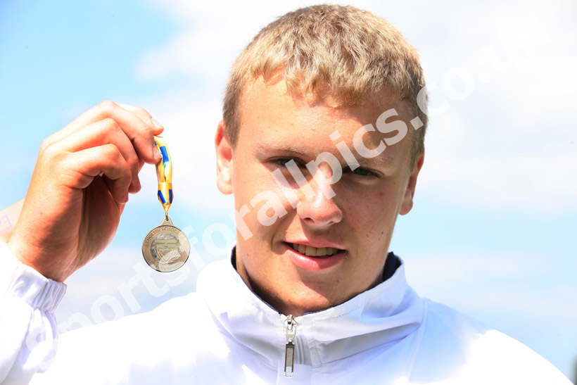 Jonathan Edwards (Cambridge) silver medal in the senior boys shot